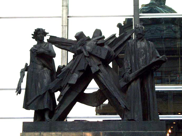 Statue by government building
